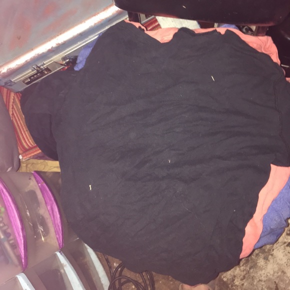 Clothes - Picture 9 of 12